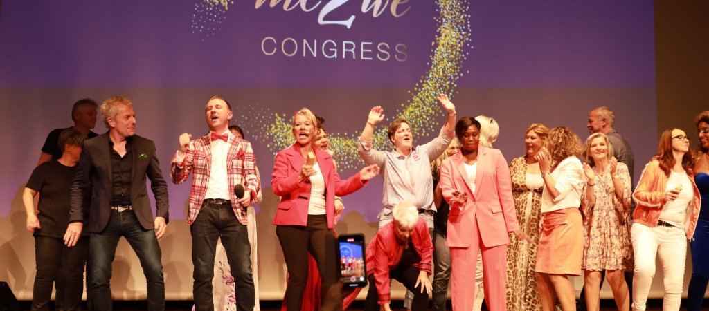 © me2we-congress