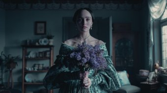 Szenenbild aus "Nosferatu" mit Lily-Rose Depp // © 2024 FOCUS FEATURES LLC.